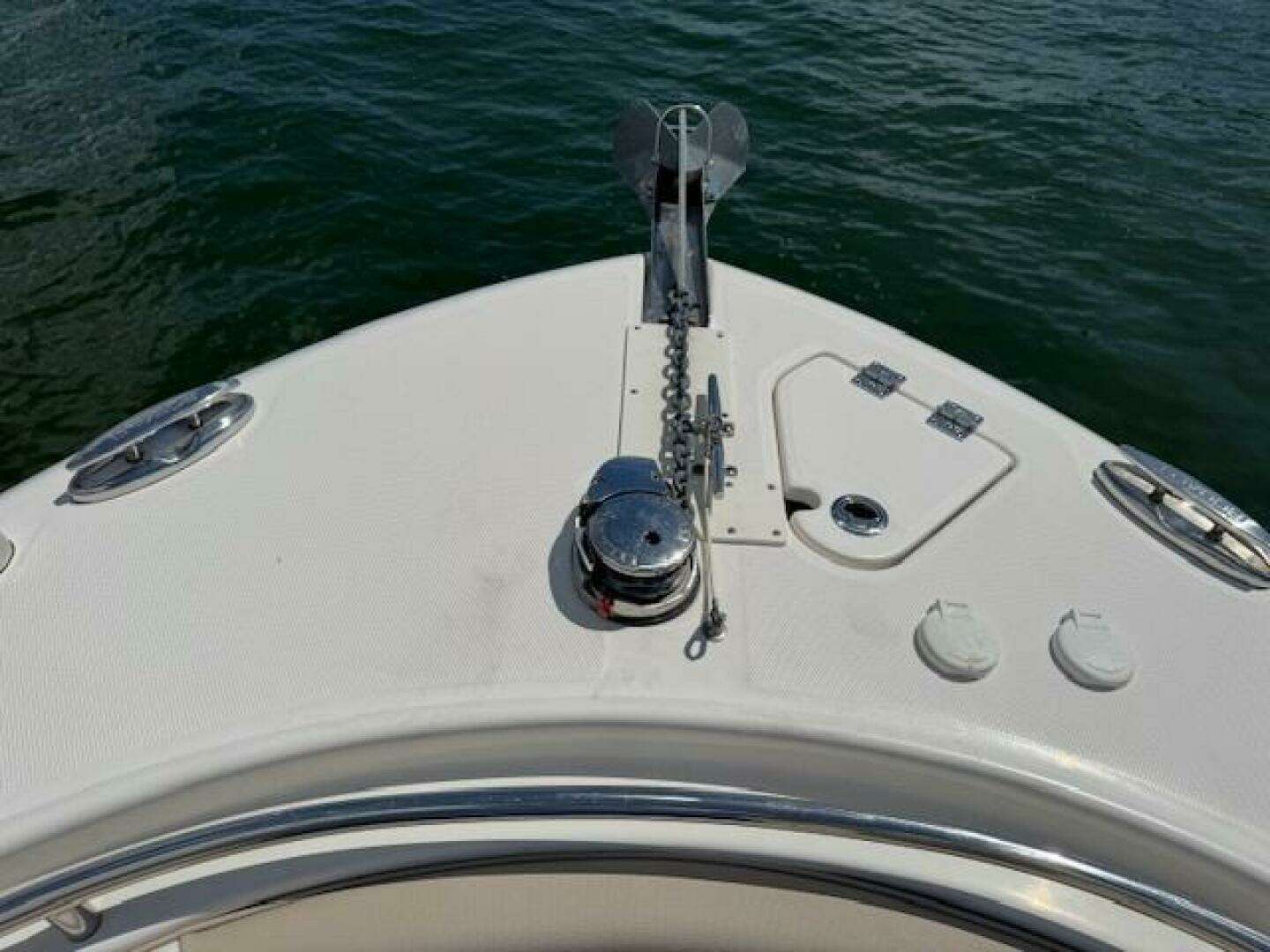 2021 Robalo R242 Center Console - Image 21