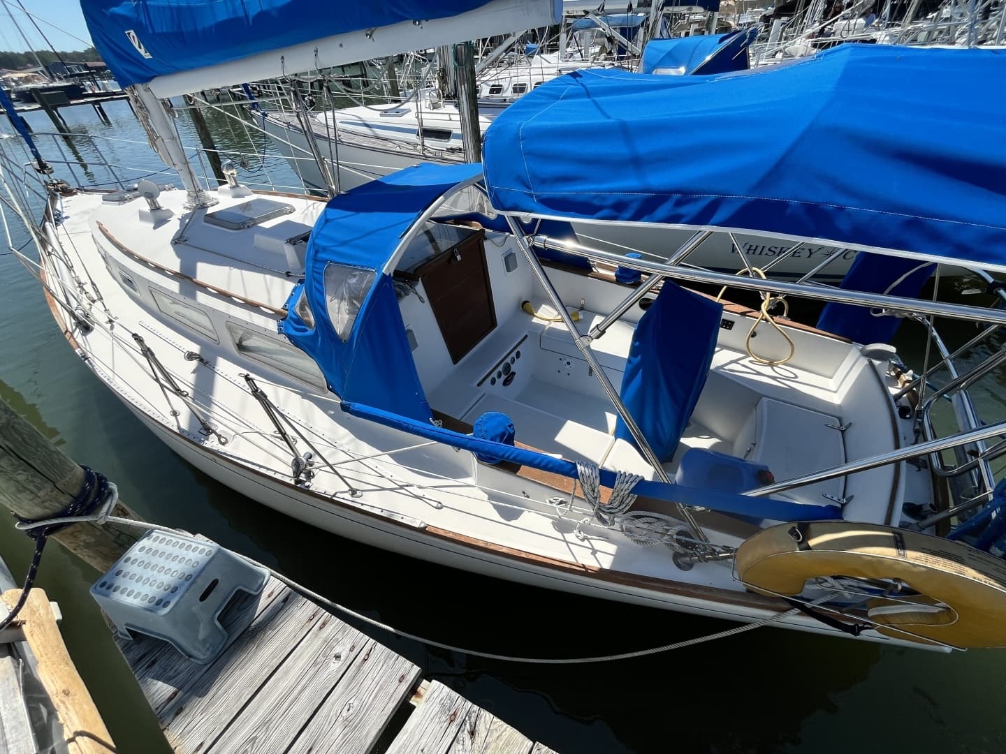 1984 Sabre 34 - Image 2