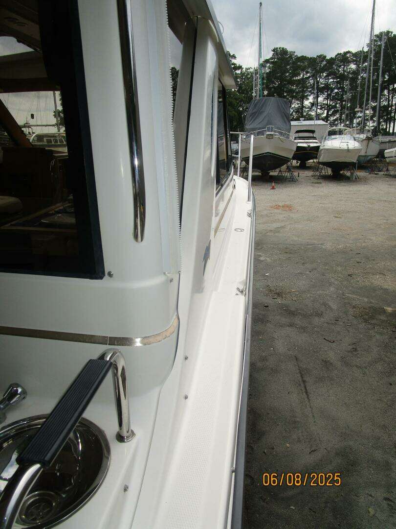 2012 Cutwater C28 - Image 12