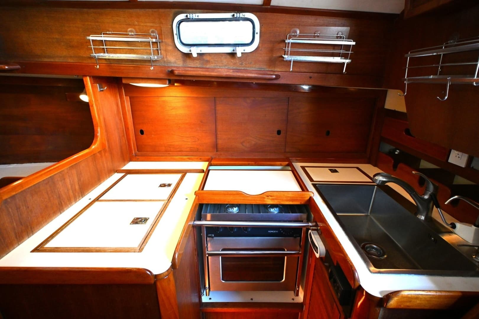 1980 Tartan 37 - Image 32