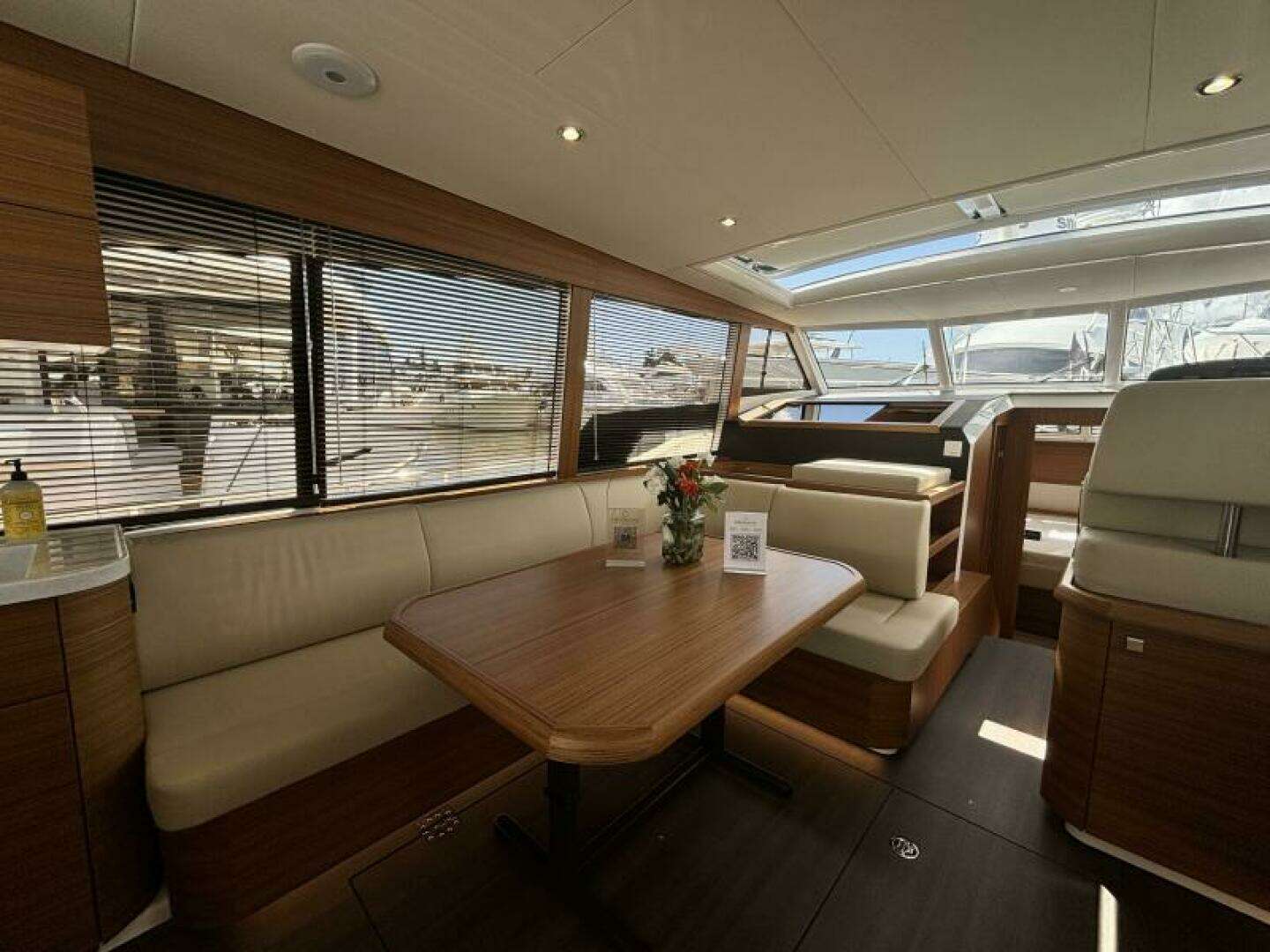 2026 Greenline 40 Hybrid - Image 15