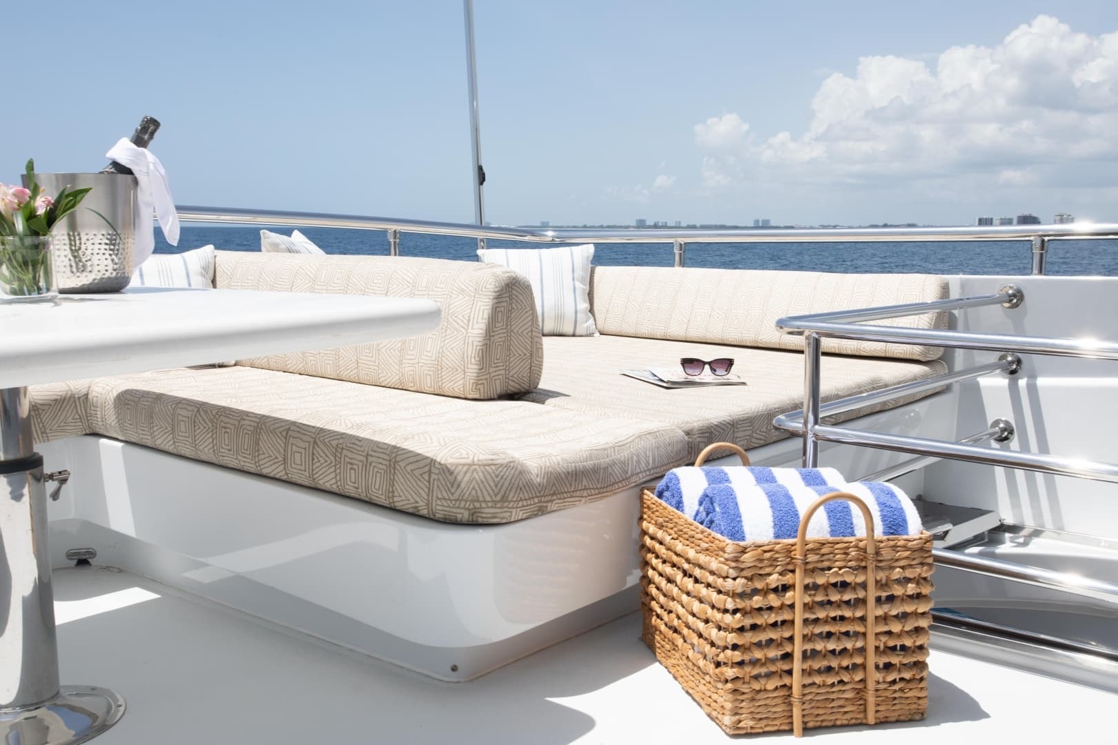 2007 Horizon Elegance 82 - Image 38