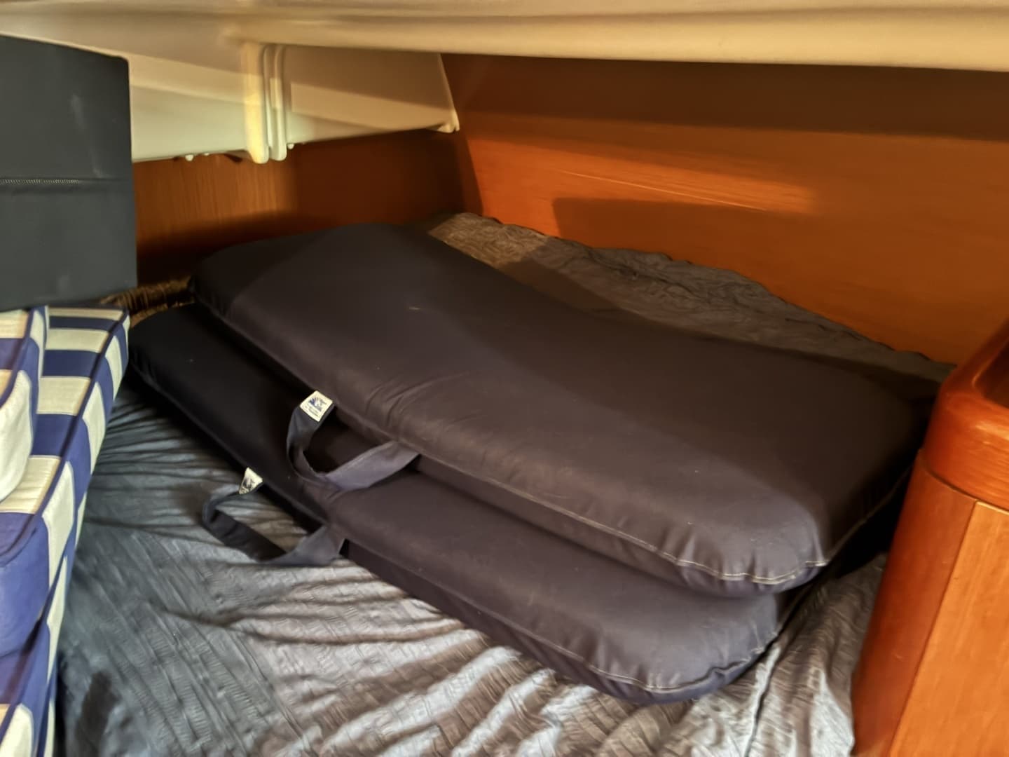 2008 Beneteau Oceanis 43 - Image 31