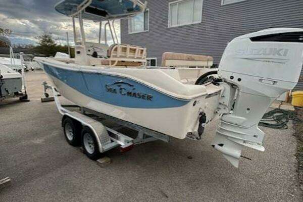 2023 Sea Chaser 24 HFC - Image 1