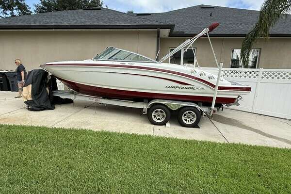 2013 Chaparral 226 SSI - Image 1