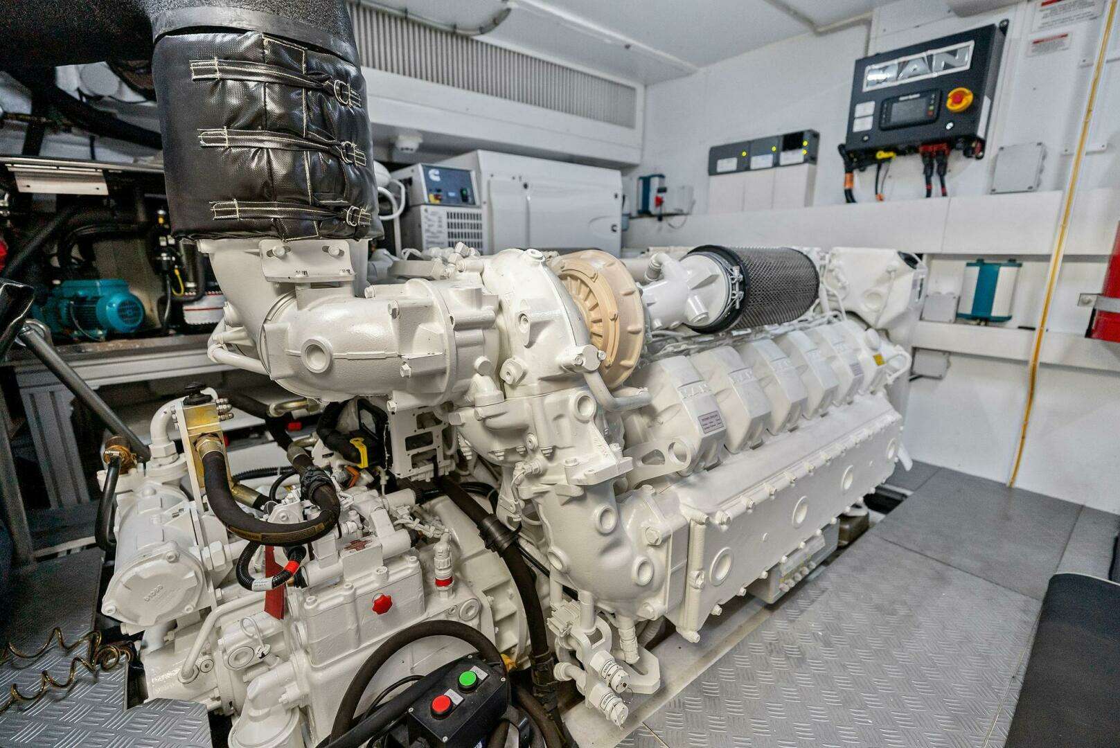 2024 Ferretti Yachts 720 - Image 98
