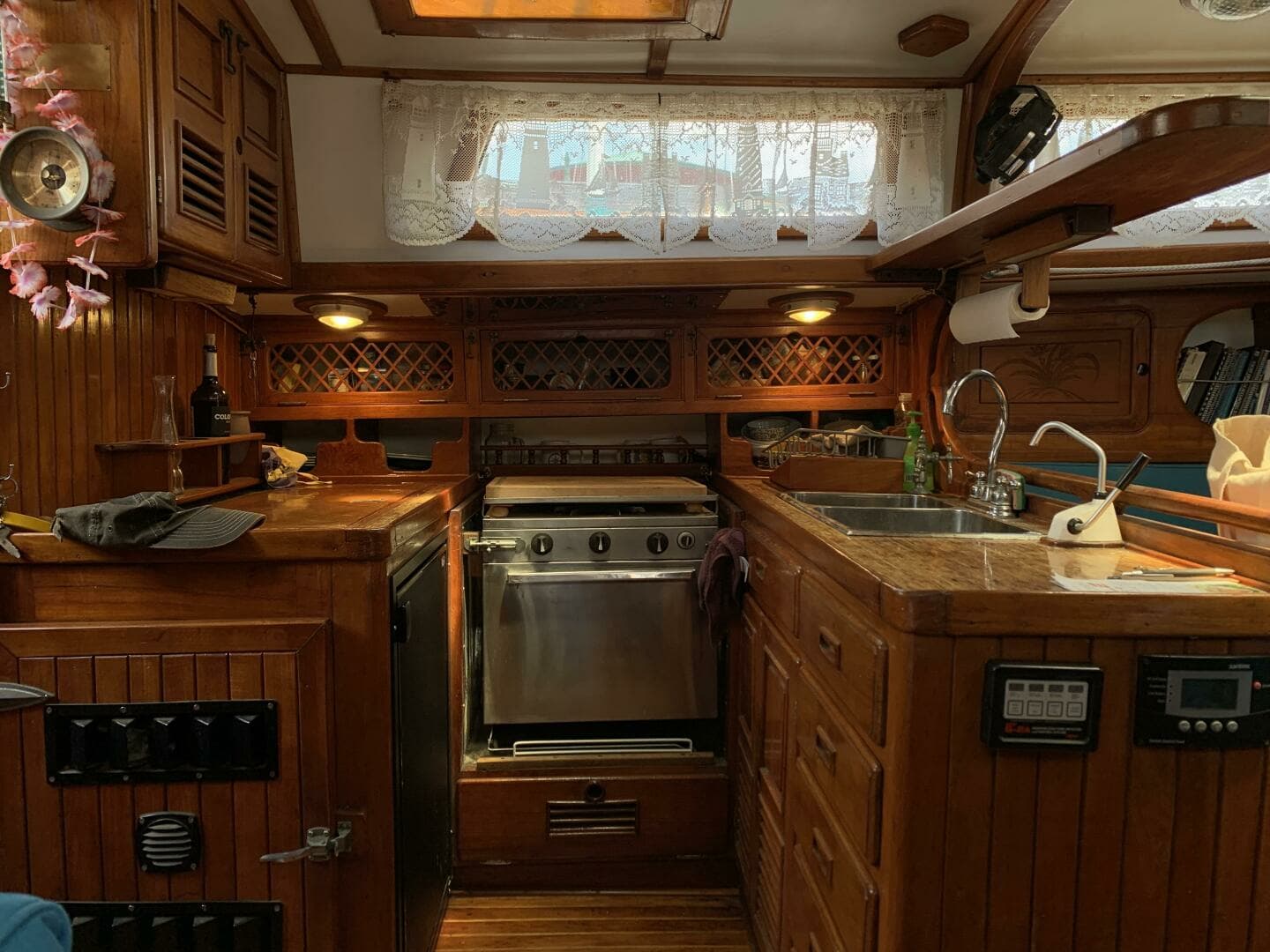 1979 Litton Perry 41 - Image 33