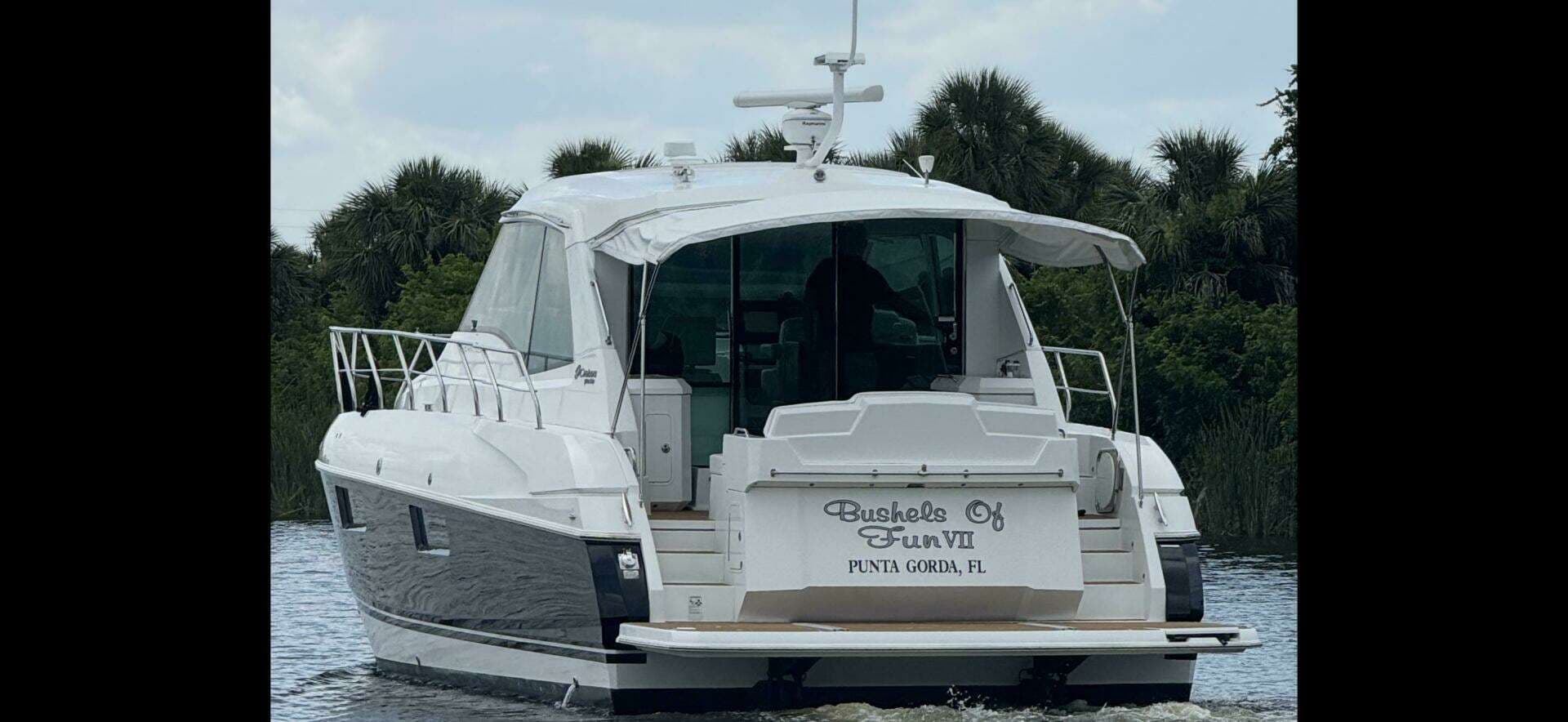 2012 Cruisers Yachts 48 Cantius - Image 23