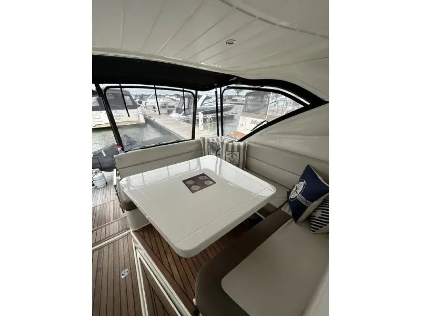 2016 Galeon 405 HTS - Image 7