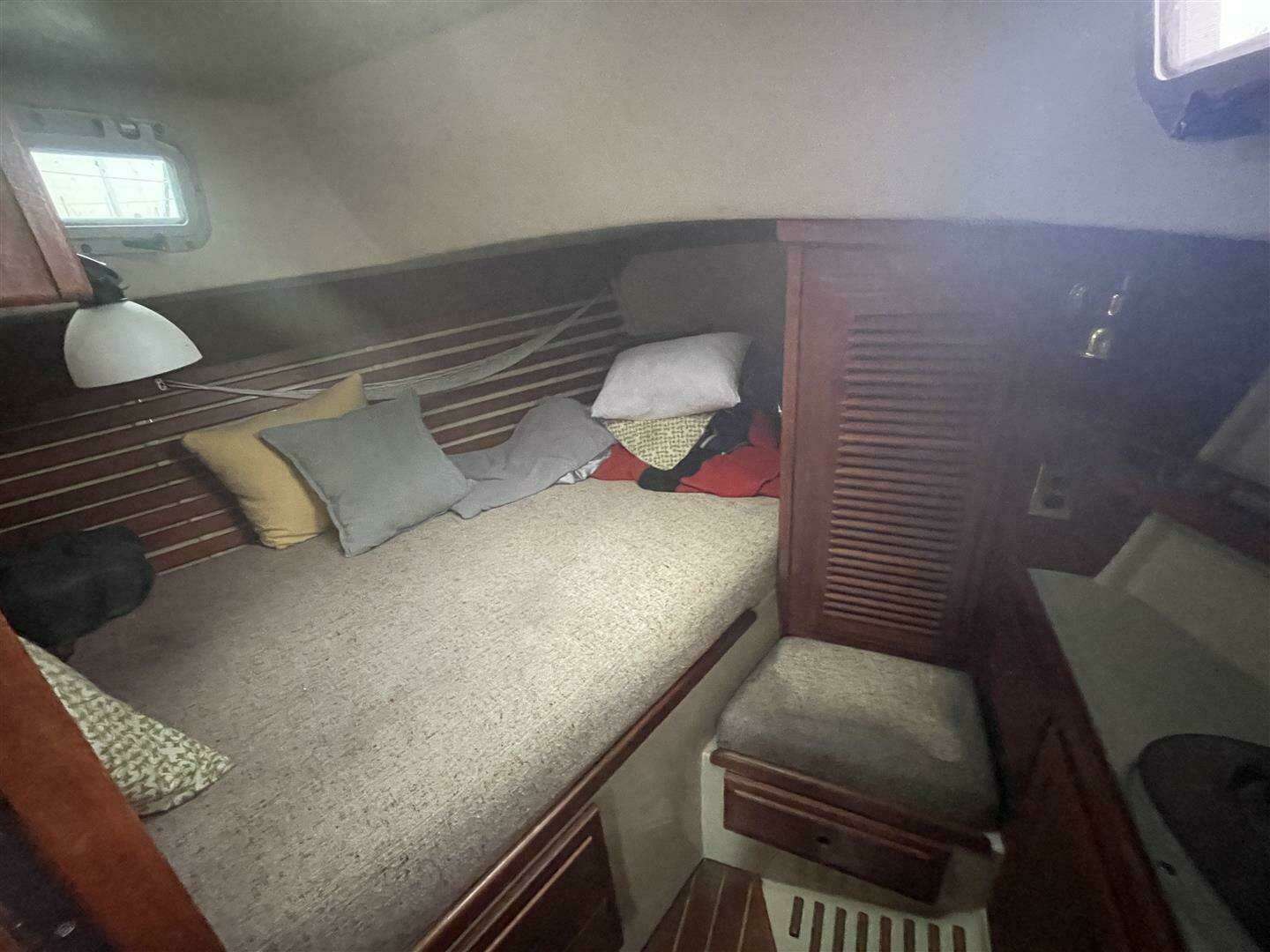 1989 Bayfield 36 Cutter - Image 28