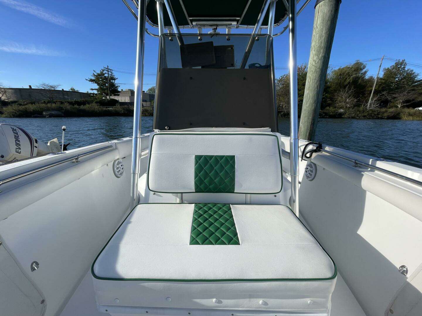 2001 Contender 23 Open - Image 13