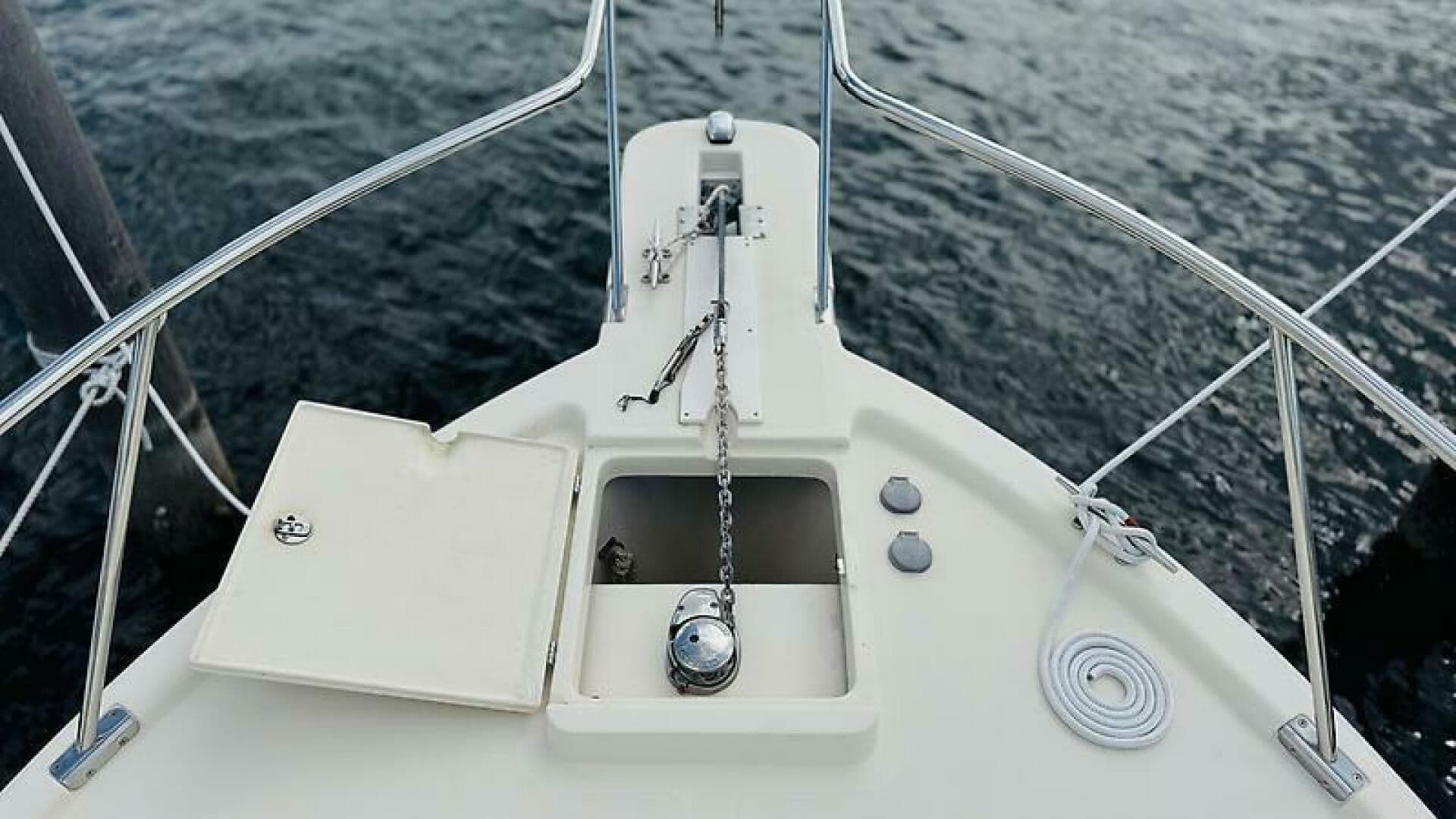 2007 Mainship Pilot 30-11 - Image 6