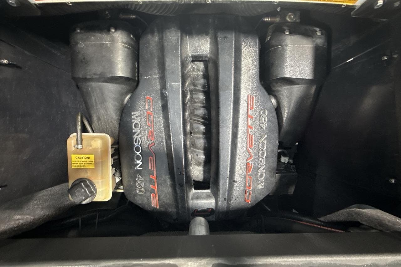 2014 Malibu Wakesetter 247 LSV engine, Corvette Monsoon 450, detailed view.