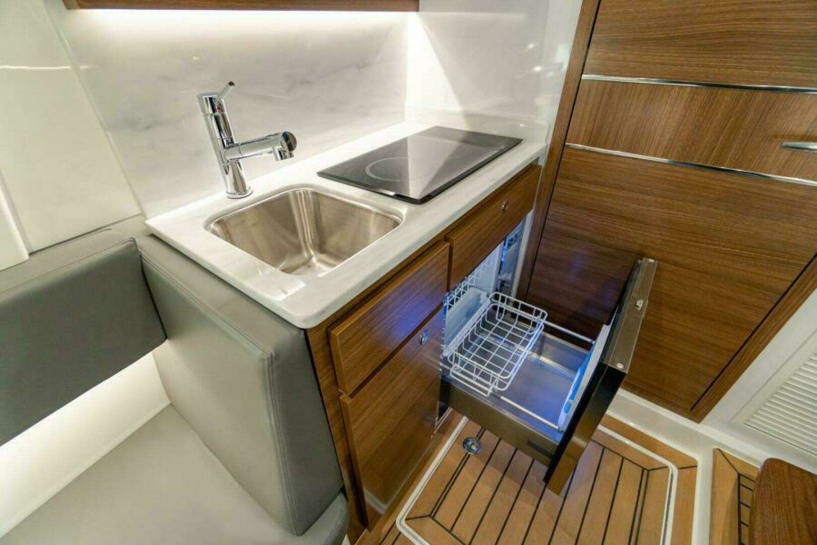 2026 Valhalla Boatworks V-46 - Image 17
