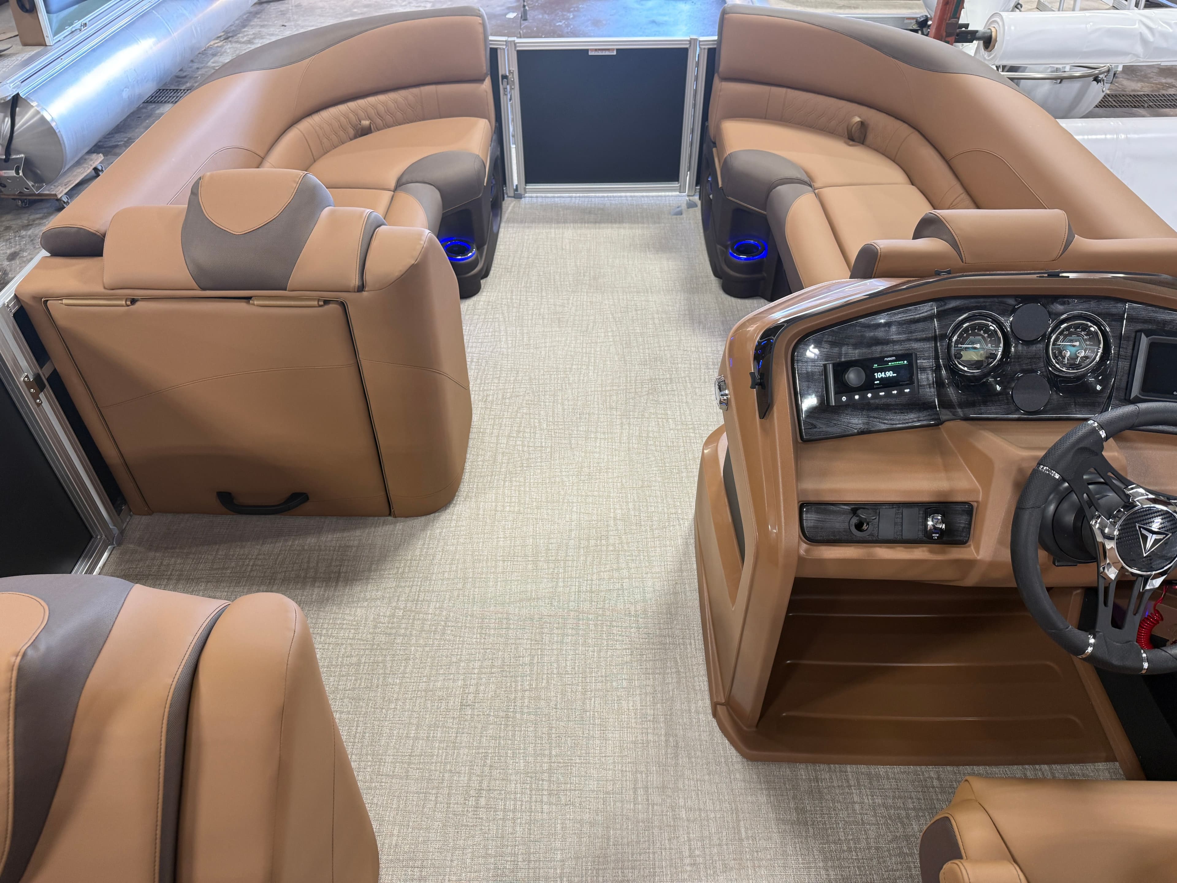 2026 Tahoe LTZ 300HP VRB 2385 Swingback Tritoon - 29