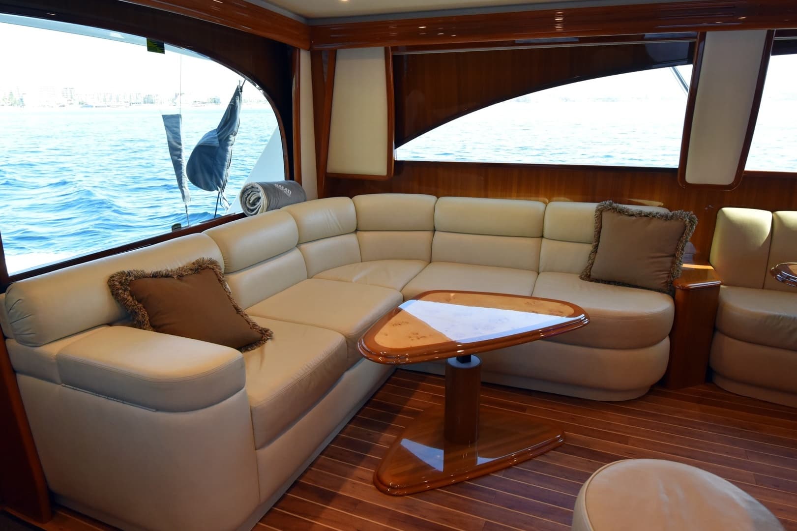 2016 Viking 55 Convertible - Image 8