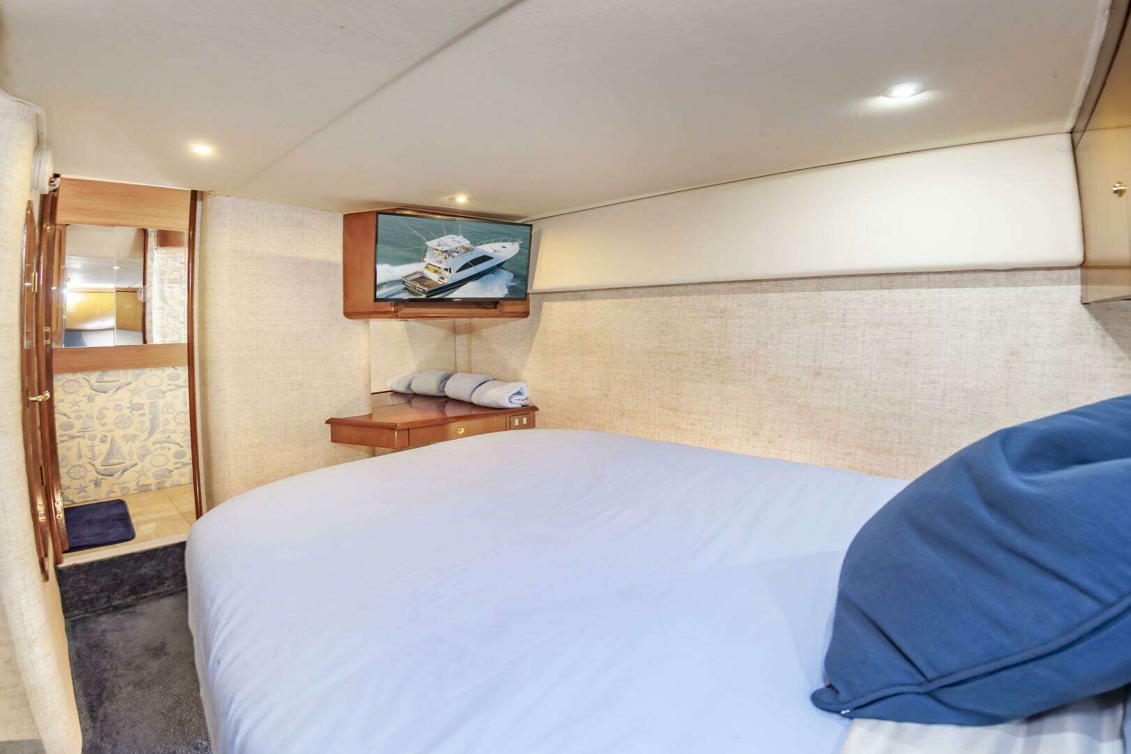 2001 Ocean Yachts 52 SUPER SPORT - Image 52