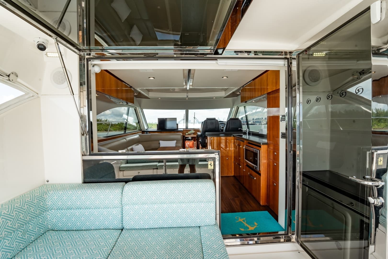 2016 Riviera 5000 Sport Yacht - Image 51