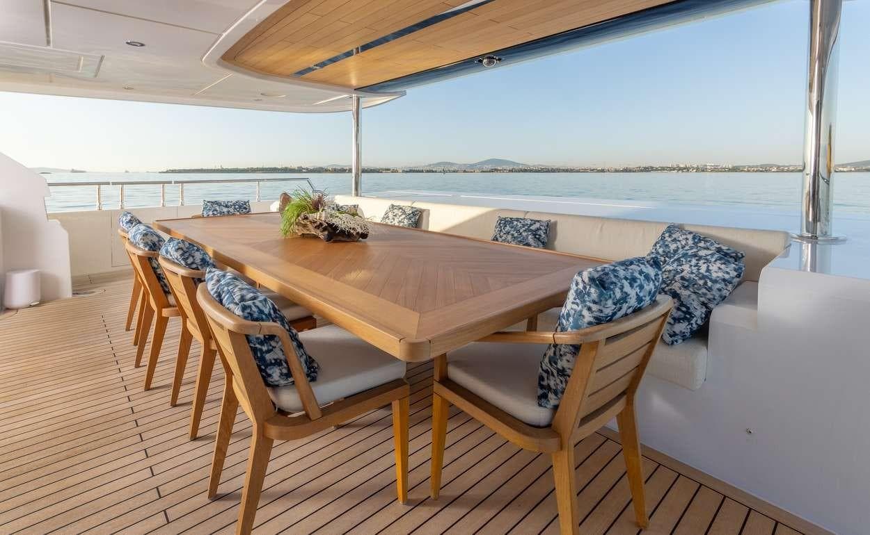 Majesty 120