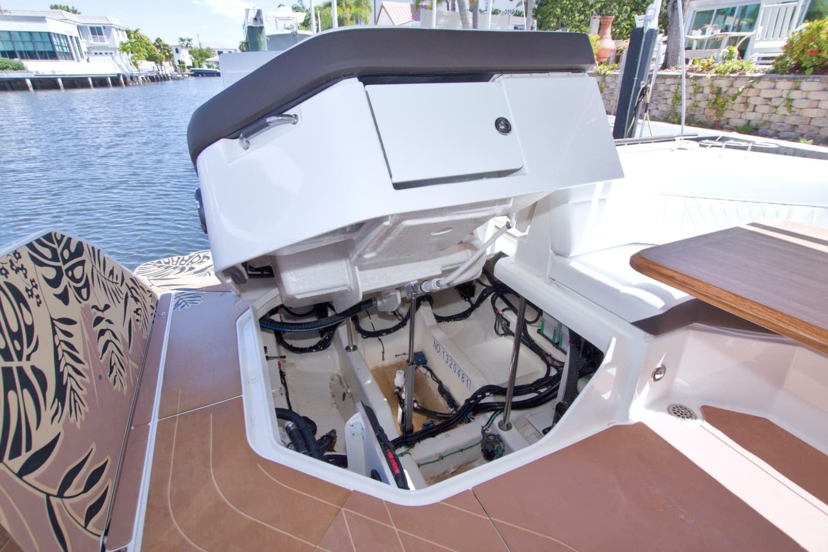 2021 Sea Ray SLX 400 Outboard - Image 59
