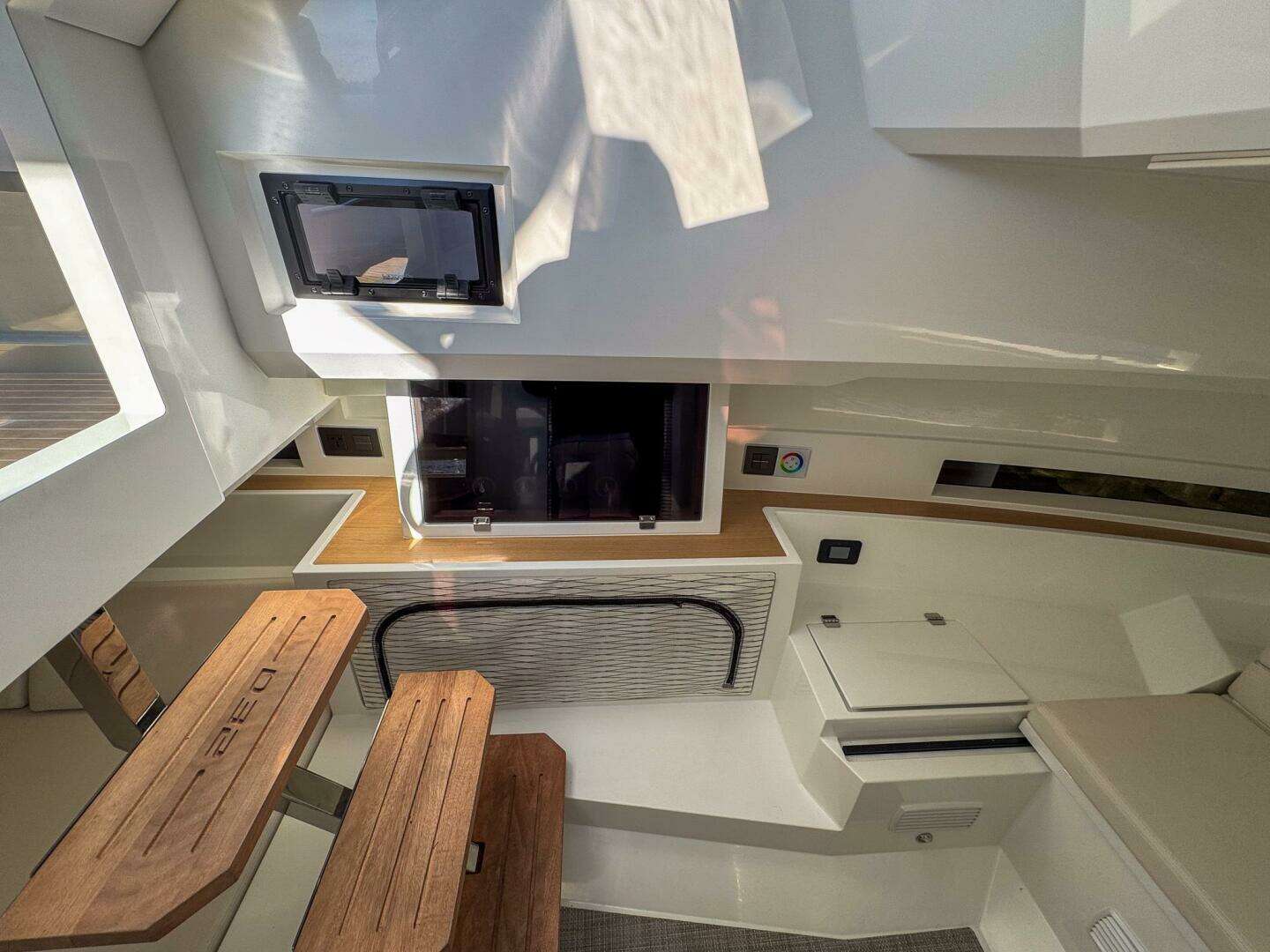 2026 De Antonio Yachts D32 - Image 24