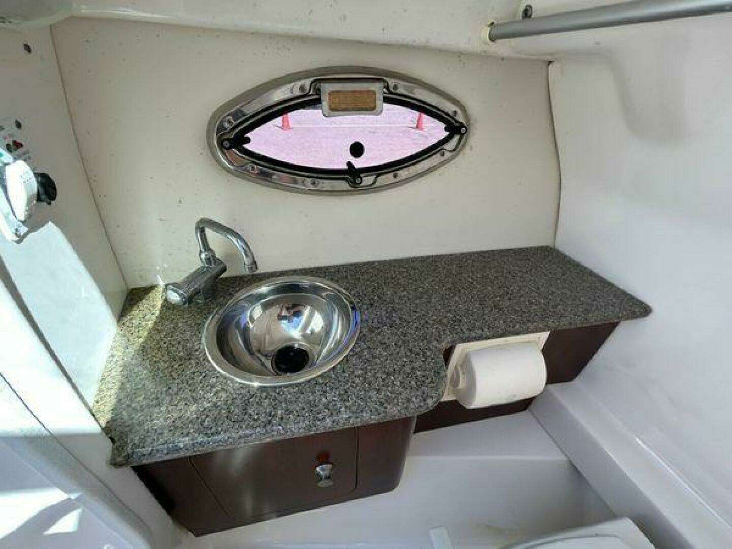 2014 Chaparral 244 Sunesta - Image 36
