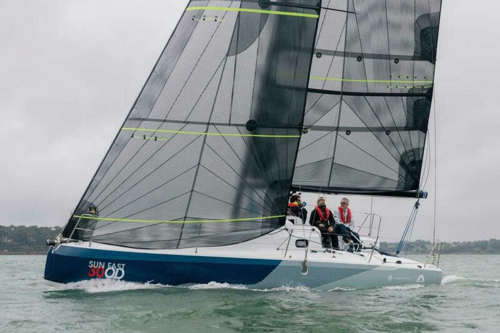 2026 Jeanneau Sun Fast 30 One Design - Image 4