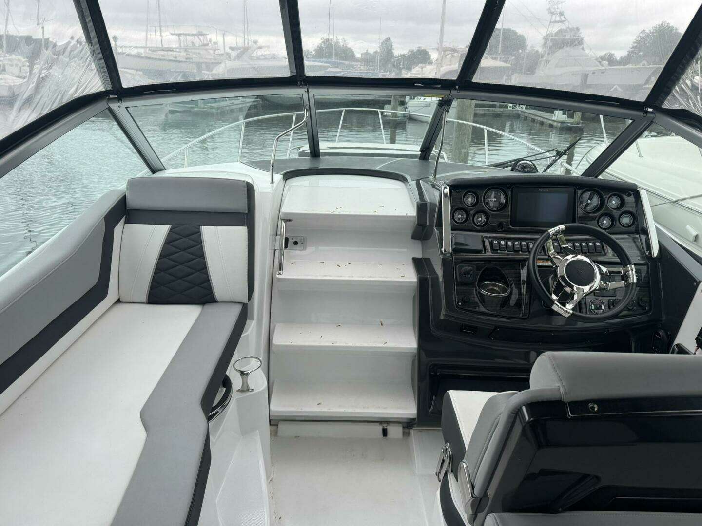 2021 Monterey — - Image 7