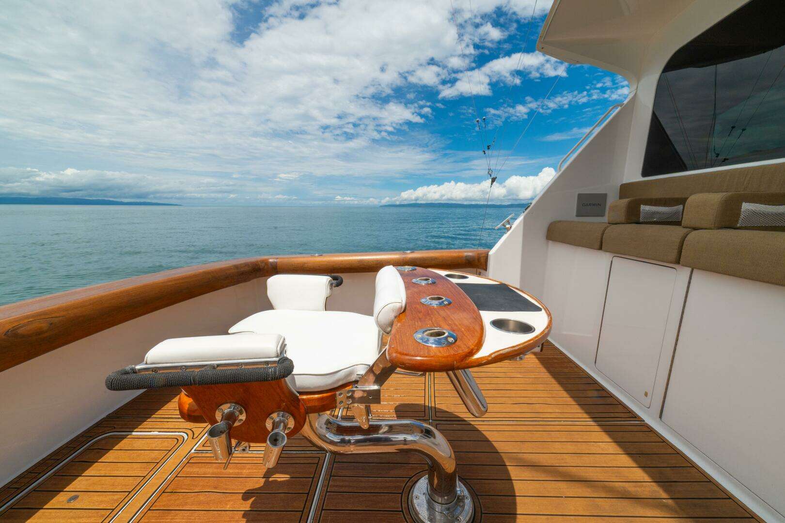 2004 Viking 61 Convertible - Image 81