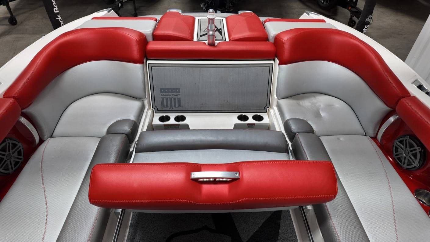 2016 MasterCraft X26 - 73