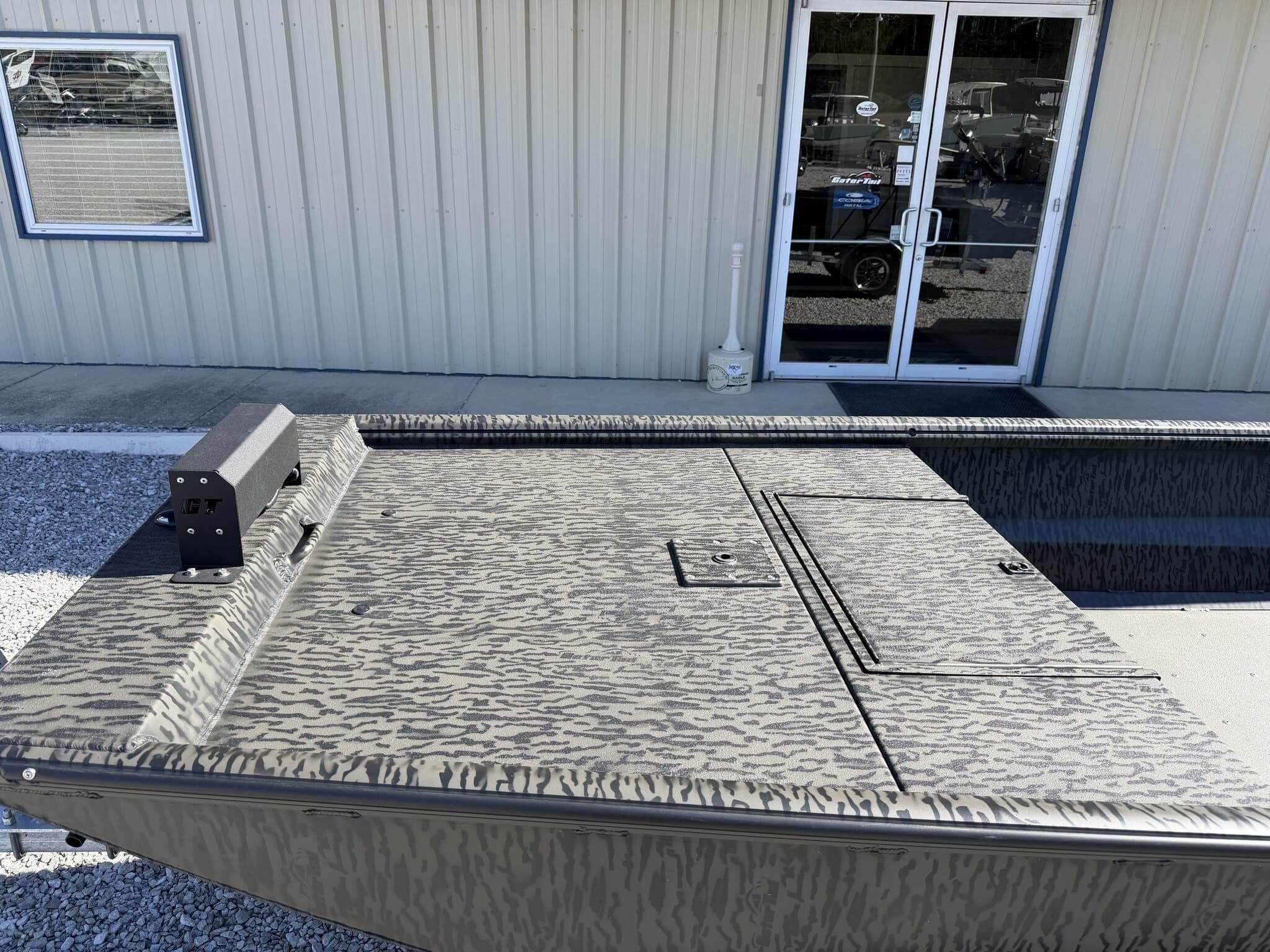 2026 Gator-tail Gator Series 17 x 48 - 2