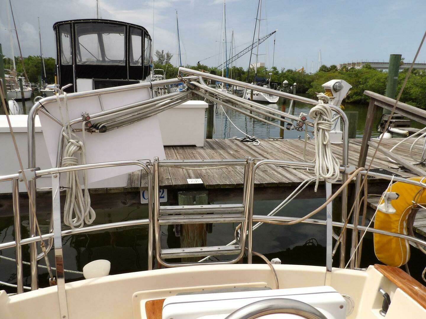 1990 Island Packet 32 - Image 9