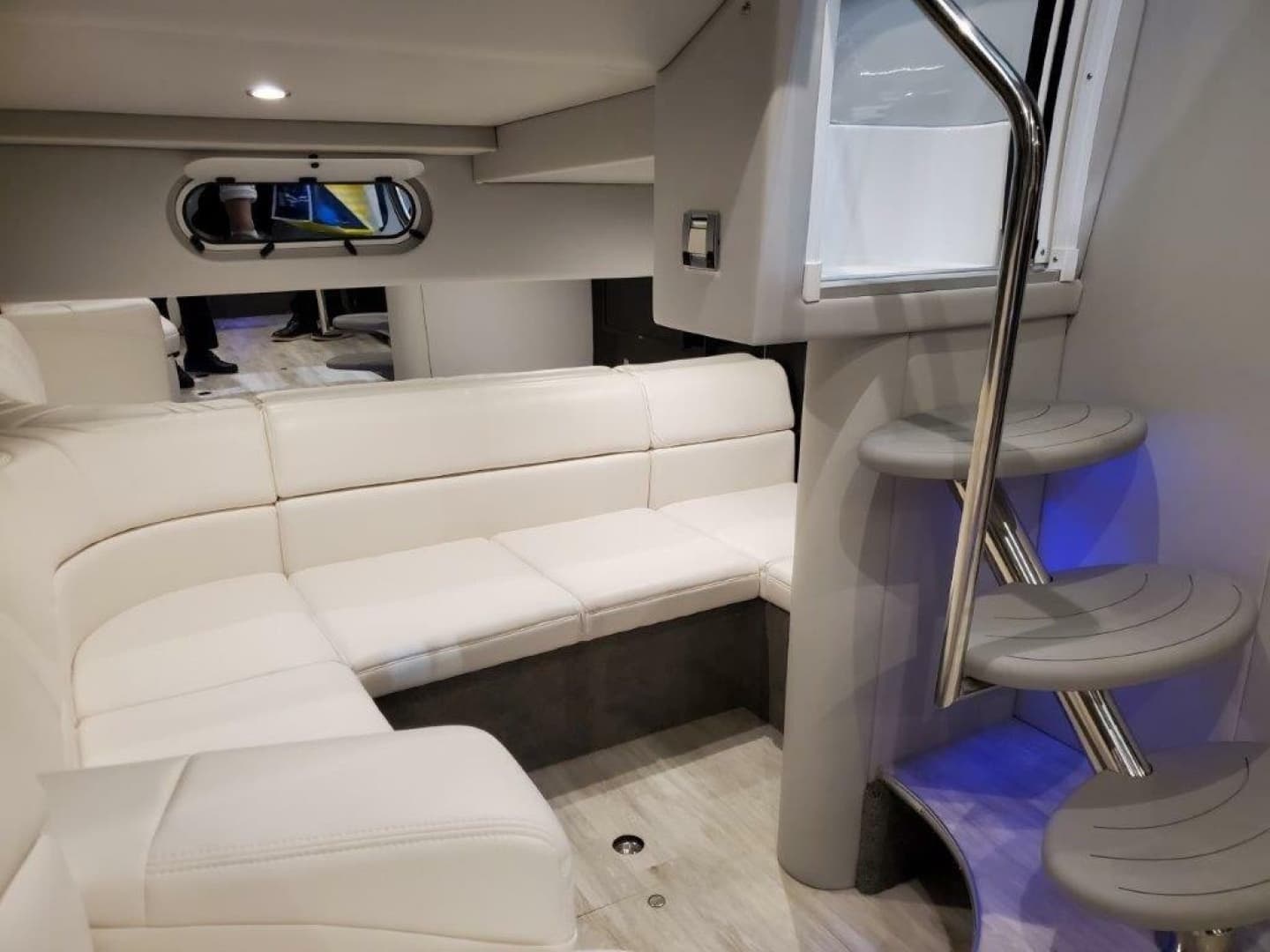 2020 Formula 34 Performance Cruiser - Image 2