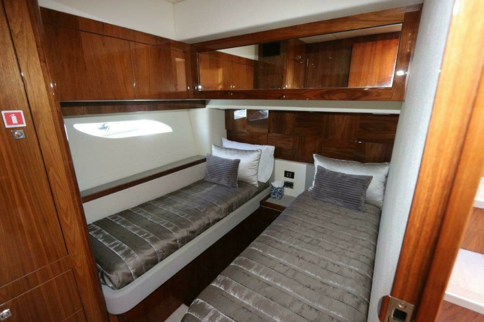2020 Riviera 6000 Sport Yacht - Image 43