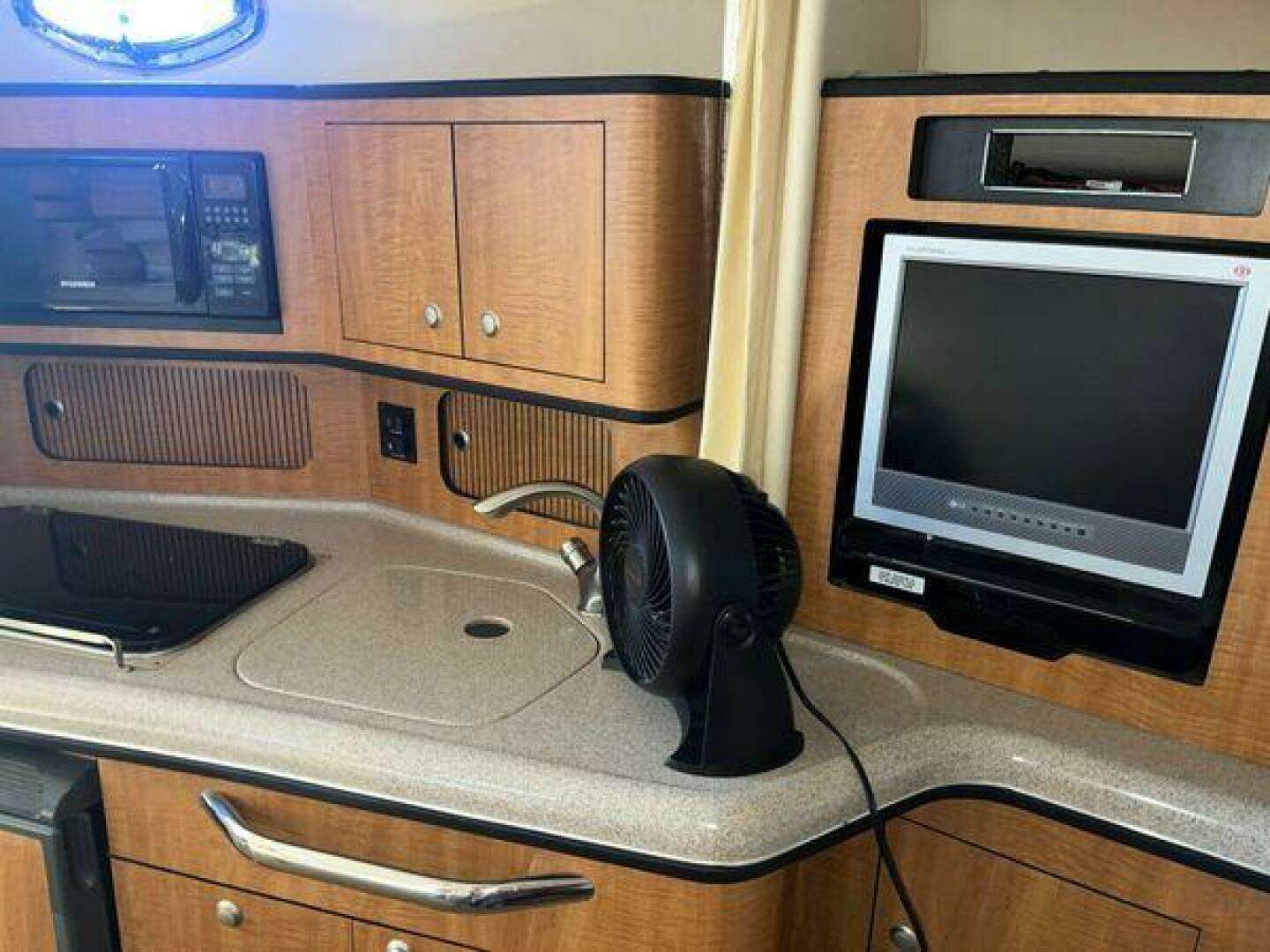 2006 Sea Ray Sundancer - Image 21
