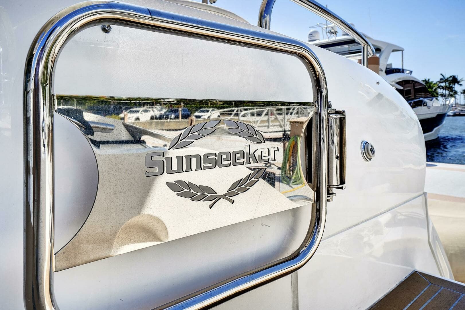 2017 Sunseeker 68 Sport Yacht - Image 12