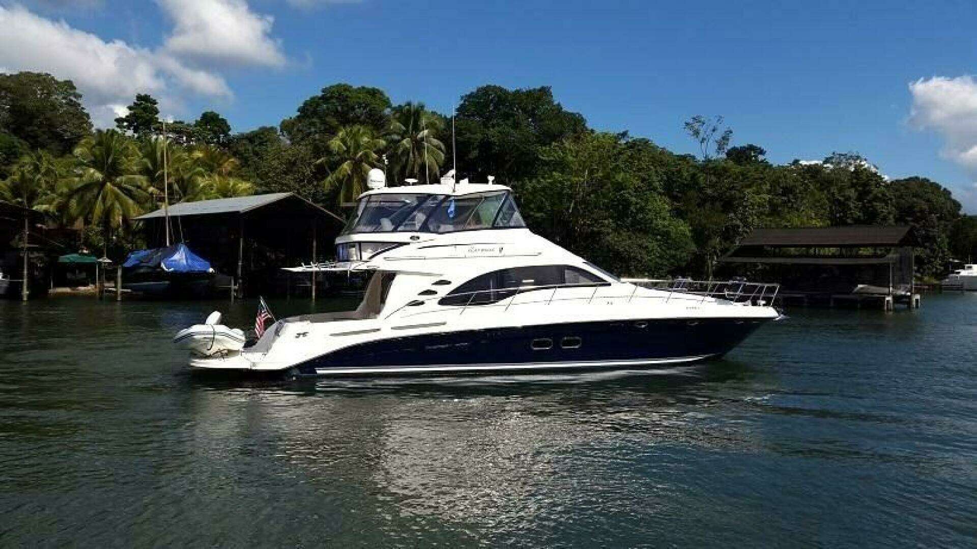 2007 Sea Ray 58 Sedan Bridge - Image 2