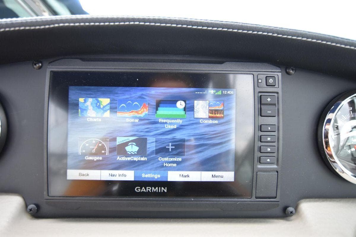 Garmin navigation system on 2021 Crownline 264 CR boat dashboard.