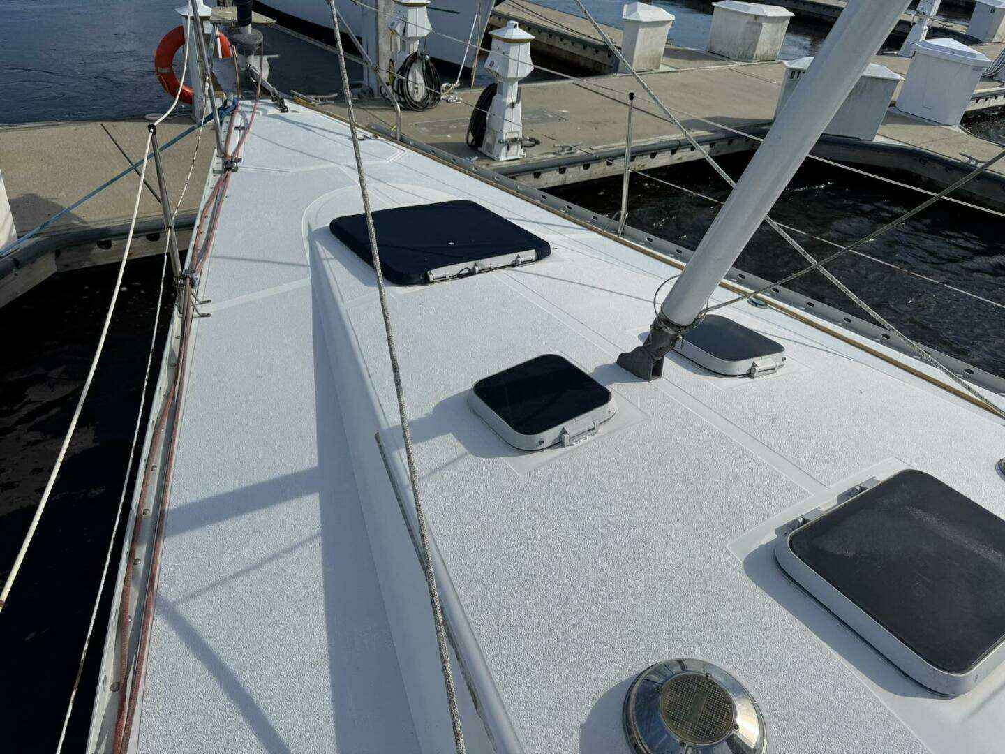 1989 Hunter 40 Hunter Legend - Image 34