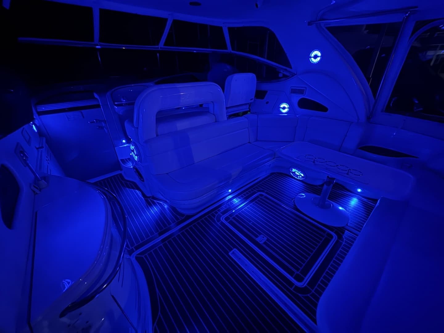 2001 Sea Ray 510 Sundancer - Image 82