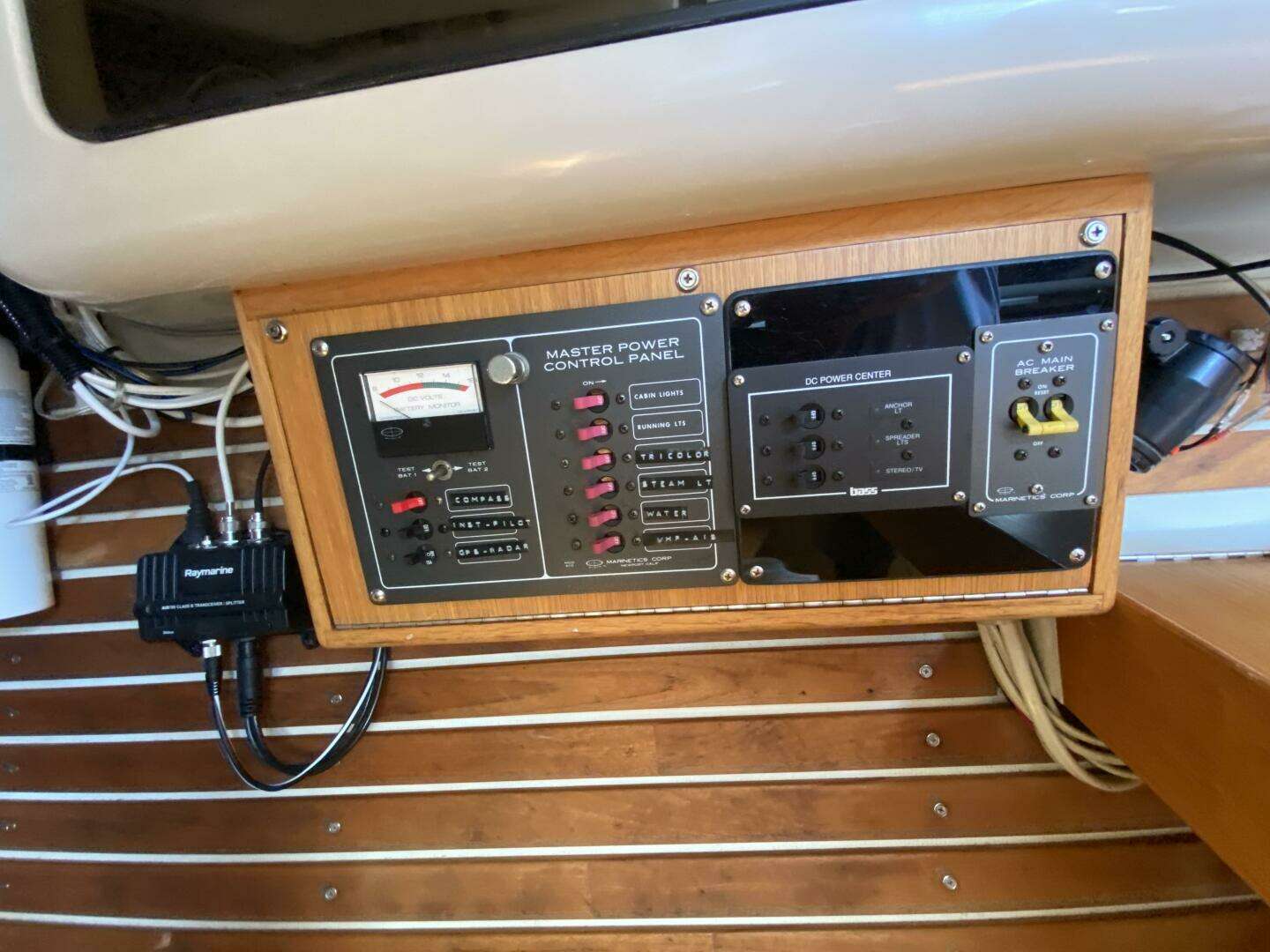 1986 Express 37 - Image 38