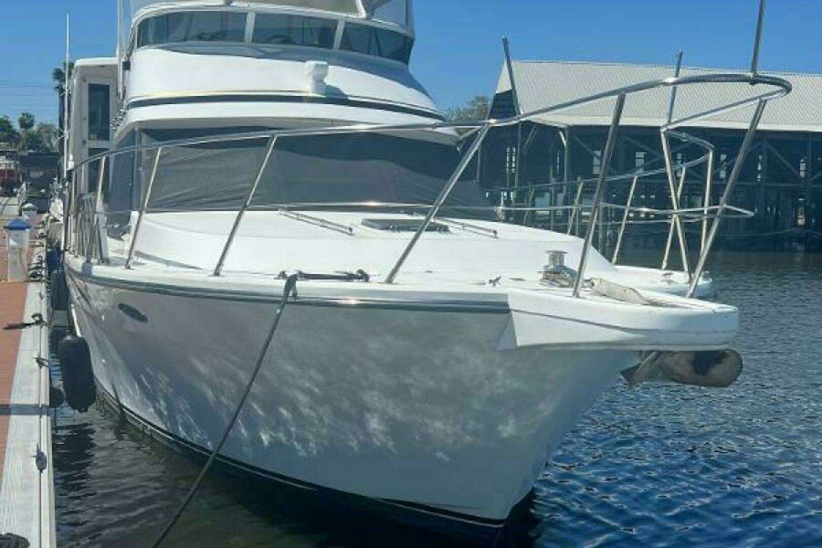 1998 Hyatt 51 Aft Cabin MY - Image 9