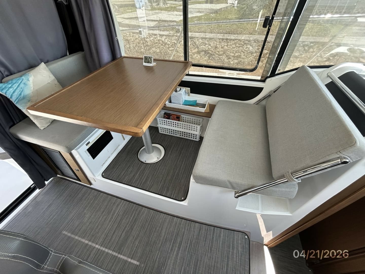 2021 Jeanneau 895 - Image 30