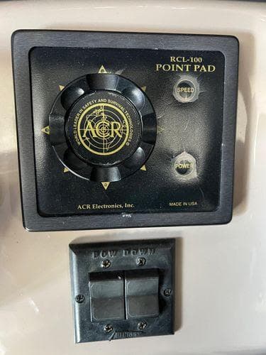 Control panel of a 2001 Sea Ray 460 Sundancer boat.