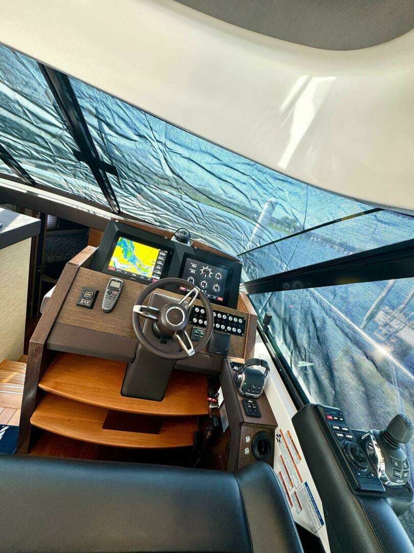 2017 Tiara Yachts 53 Coupe - Image 20