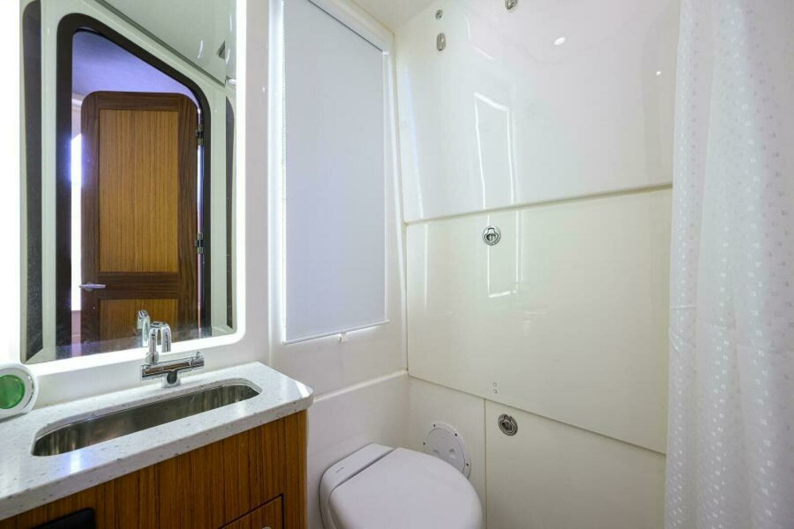 2021 Solace Center Console - Image 5