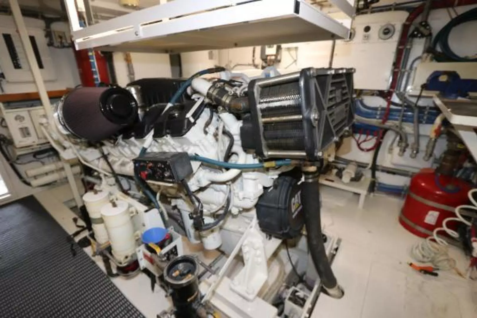 2006 Hatteras 80 - Image 41