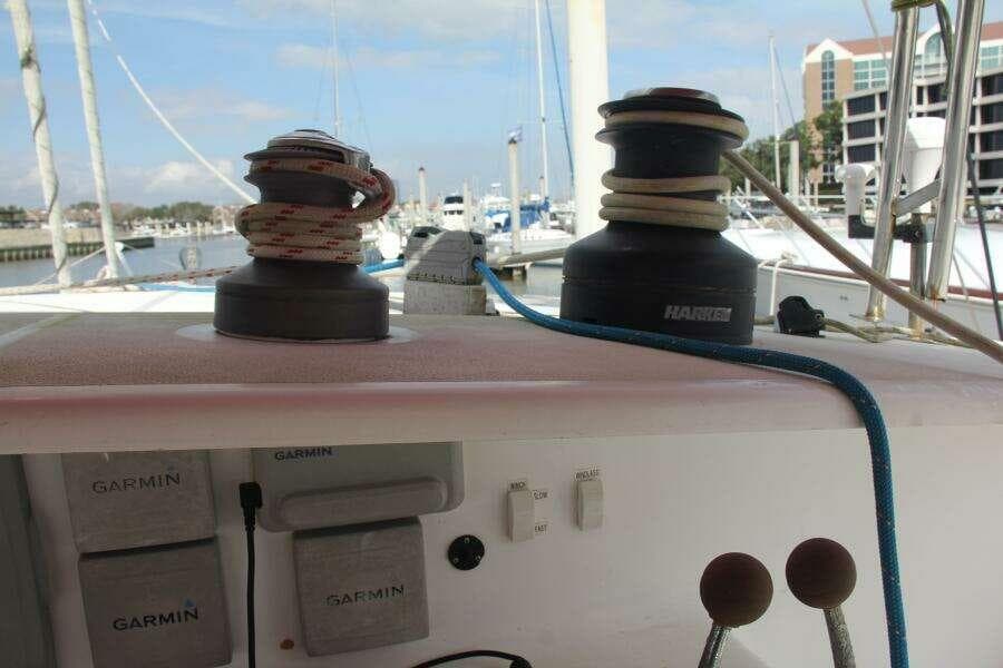 Sailing yacht deck with winches and Garmin equipment, Voyage Yachts Mayotte 1995 model.