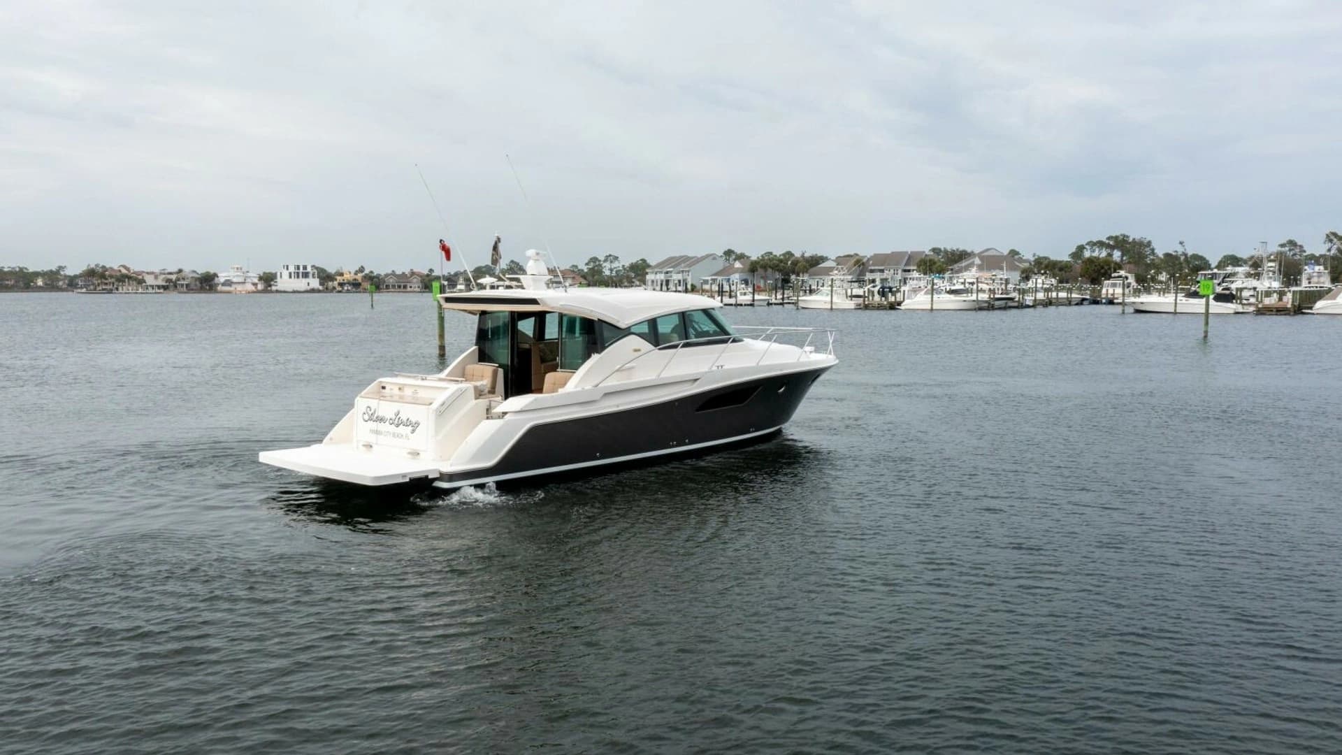 2015 Tiara Yachts 44 Coupe - Image 25