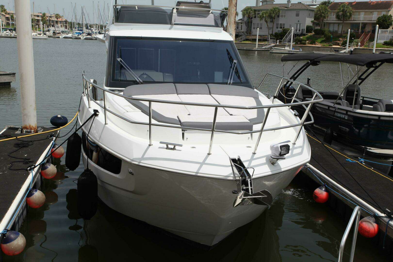 2025 Galeon — - Image 11